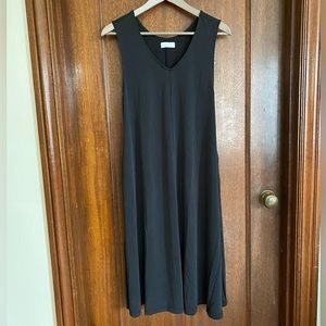 V Neck Dress - Black